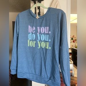 Amelia James new with tags shirt. Size small.